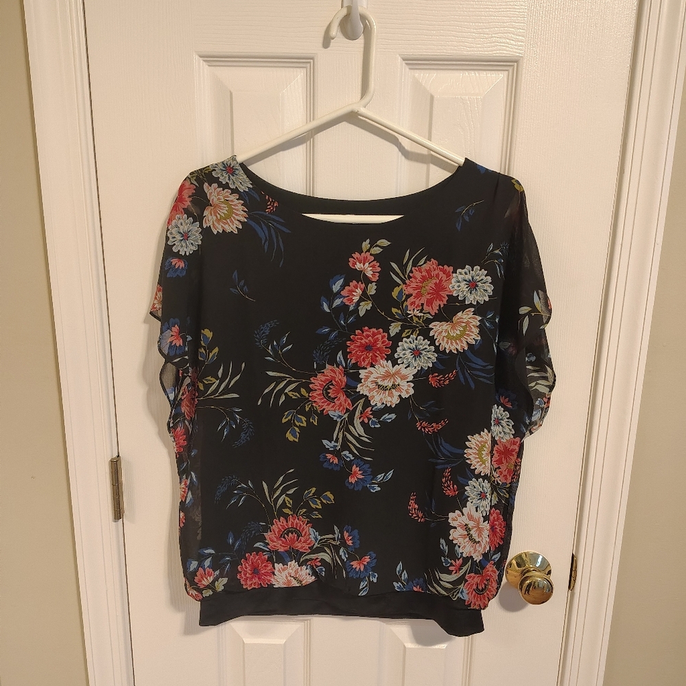 Chiffon Top With Lining. Black. Medium.